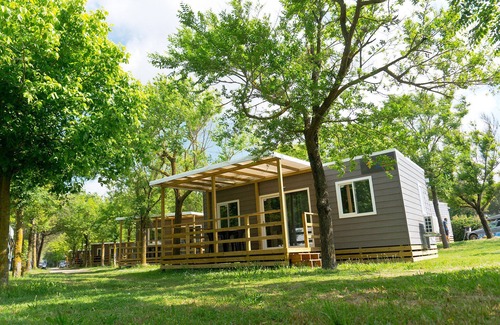 Zadina Pineta House | Delightful Mobile Home in Cesenatico with Ocean View
