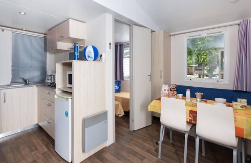 Zadina Pineta Ski Chalet | Modern Beachside Chalet with Terrace and Pool Amenities