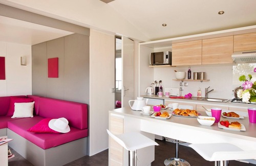 Vias House | Family-Friendly Caravan Park Camping at L'Air Marin, Vias-Plage