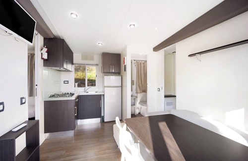 Pietra Ligure House | Relax at Mobile Home Next 230: Pool, Terrace & Wi-Fi