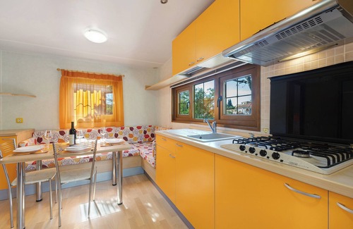 Pietra Ligure House | Discover Mobile Home 'Pian Dei Boschi' with Pool & Ocean Views