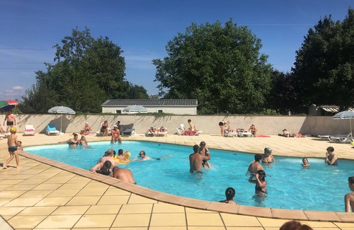 Boofzheim House | Comfortable Mobile Home for 6 Near Europa Park with Pool