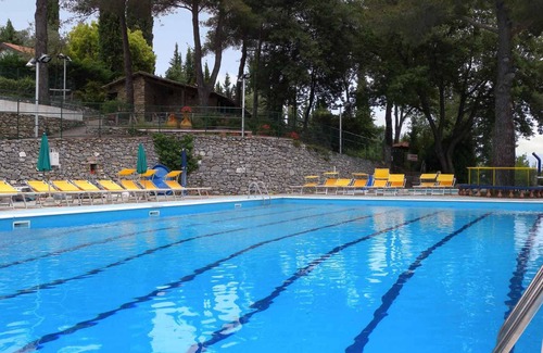 Villanova d'Albenga House | Relaxing Mobilehome with Pool and Terrace for Your Getaway