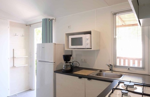 Santa Cesarea Terme House | Mobilehome with air conditioning and pizzeria