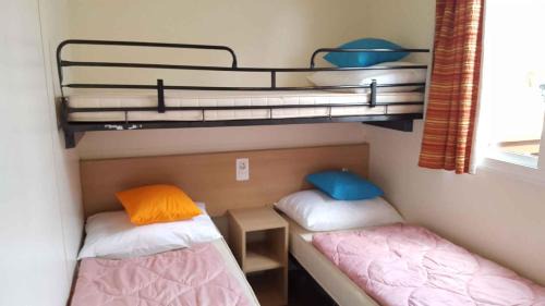 Rosolina Mare Resort | Pet-Friendly Mobilehomes in Rosolina Mare with Pool Access