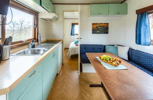 Vyrovice Other | Cozy Mobilheim Chalet by Výrovická Přehrada - Pet Friendly!