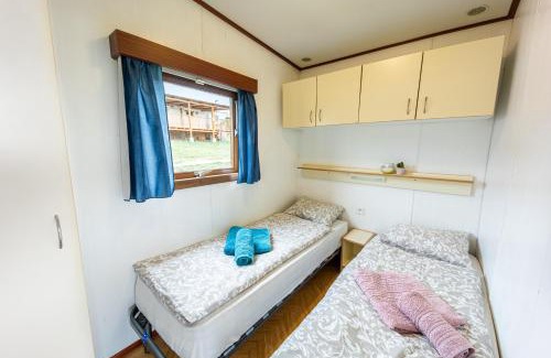 Vyrovice Other | Cozy Mobilheim Chalet by Výrovická Přehrada - Pet Friendly!