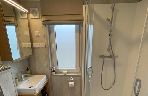 Nabburg House | Cozy Mobilheim for 4 Guests with Kitchen in Nabburg