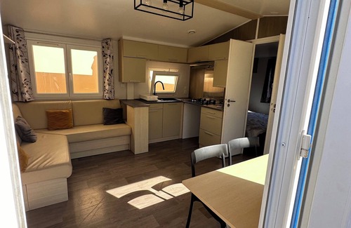 Pedrogao House | MobilHome 1 Comfortable 40 m from the Beach with Garden and Barbecue