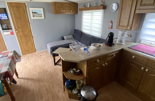 Le Portel House | Family-Friendly Mobilhome for 6 with Perfect Guest Rating