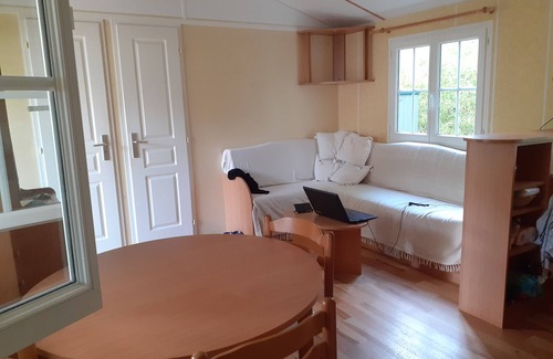 Notre-Dame-de-Riez House | Serene Mobilhome Retreat with Pool and Family Amenities