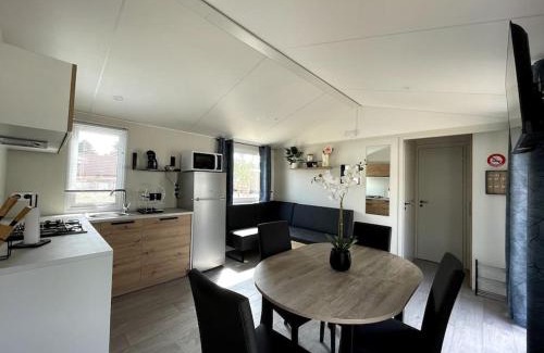 Quend Apartment | Cozy Mobilhome Camping Near the Beach with Pool & Hot Tub