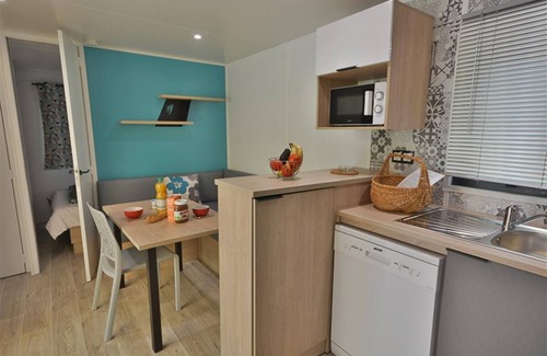 Saint-Jeannet House | Comfortable Mobilhome Near Tranquil Beaches and Mountains