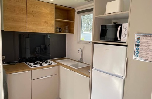 Quimper House | Delightful Mobilhome M9: Family-Friendly Camping Experience