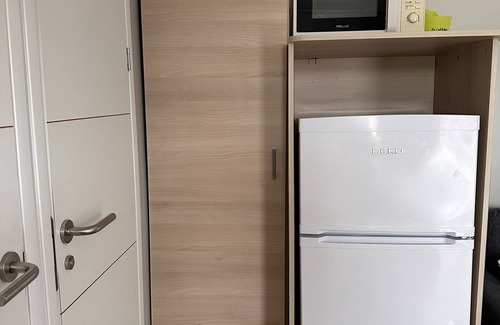Frejus House | Ideal Mobilhome with Terrace & Private Parking for Families