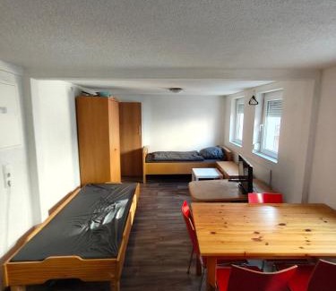 Waldenbuch Apartment | Mobilierte Monteuerswohnungen mit 5 Betten Stuttgart, Böblingen, Reutlingen, Waldenbuch - HeimbachOG
