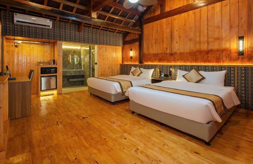 Moc Chau Hotel | Explore Moc Chau Island Resort: Family-Friendly Retreat