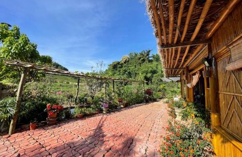 Moc Chau Cabin | Relax at Moc Chau Retreat: Pet-Friendly with Pool & Hot Tub