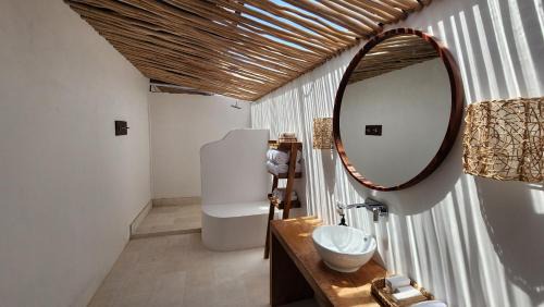 Sumbawa Barat Resort | Discover MOCEAN DIVE RESORT: Oceanfront Bliss Awaits