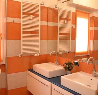 Calvairate Apartment | Gorgeous Mocenigo4: 4-Star Retreat with Hot Tub & Dining