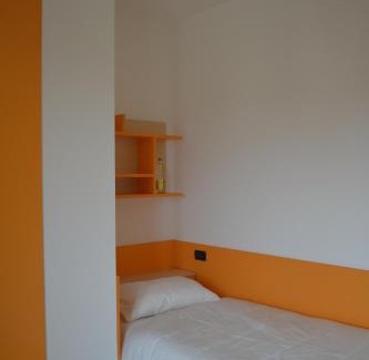 Calvairate Apartment | Gorgeous Mocenigo4: 4-Star Retreat with Hot Tub & Dining