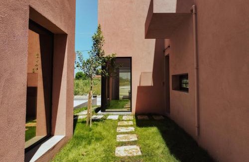 Preveza Villa | Relax at Mocha Villas & Spa: 4-Star Retreat with Pool