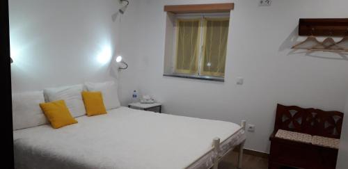 Batalha House | Top-Rated Mocho GuestHouse: Pet Friendly & Family-Oriented