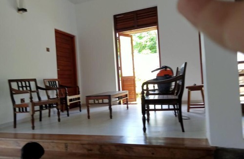 Kamburugamuwa Villa | Family-Friendly Stay at MOD 103 for Your Next Getaway