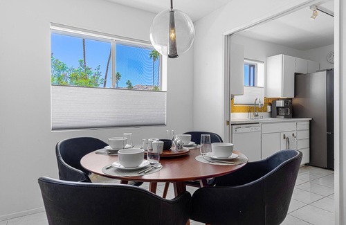 Canyon Corridor Condo | Modern Oasis with Pool, Spa & Mountain Views in South PS