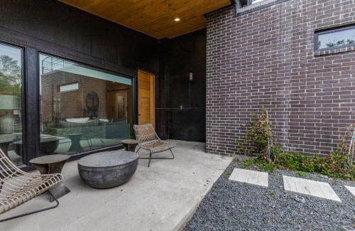 Lower Greenville House | Mod Squad