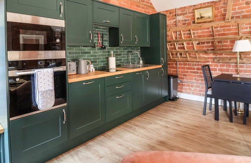 Nether Poppleton Other | MODEL FARM CART SHED, romantic, character holiday cottage in York