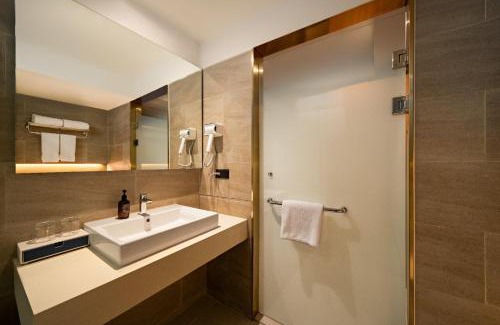 Pagedangan Hotel | Model J Hotel BSD Carstensz
