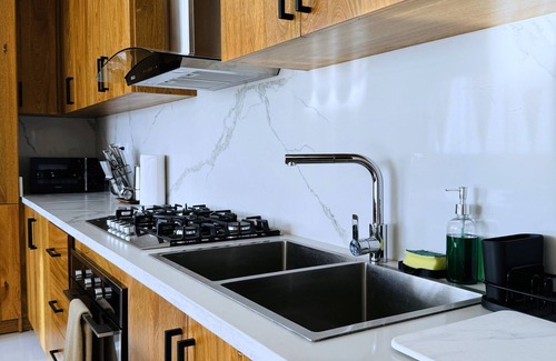 Santiago Province Apartment | Modern 3BR Apartment in Santiago | 360 Views, Near El Monumento, Secure Parking, and Fast Wi-Fi