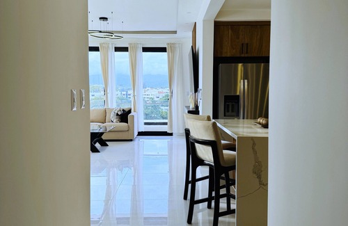 Santiago Province Apartment | Modern 3BR Apartment in Santiago | 360 Views, Near El Monumento, Secure Parking, and Fast Wi-Fi