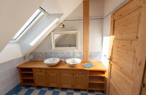 Vimperk Ski Chalet | Experience the Scenic Charm of Boubín with Pet-Friendly Amenities