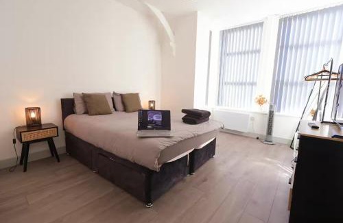 Desborough Apartment | Comfortable Station Road Stays: 1 & 2 Bed Apartments
