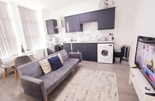 Desborough Apartment | Comfortable Station Road Stays: 1 & 2 Bed Apartments