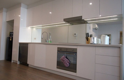 Brunswick Apartment | Modern 1BD Apartment with Free Parking in Brunswick
