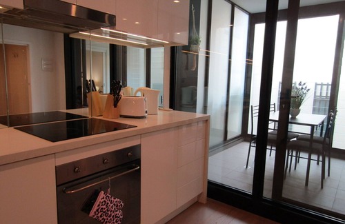 Brunswick Apartment | Modern 1BD Apartment with Free Parking in Brunswick