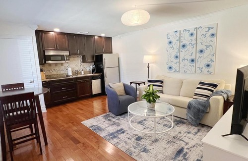 Wilmington Historic District Apartment | Downtown Wilmington: Modern 1BR Apartment, Rated 9.7/10
