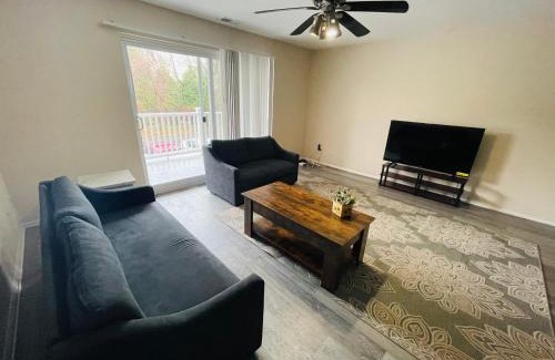Elkins Park Apartment | Modern Elkins Park Retreat with Pool and Family Amenities
