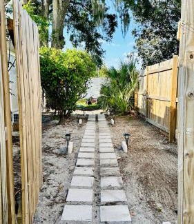 Clearwater Apartment | Modern 1BR Suite Boutique 5 Miles to Beach