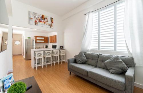 San Francisco Apartment | Modern 2 Apartments 3-Bedroom - 10 Guests in historic Old San Juan