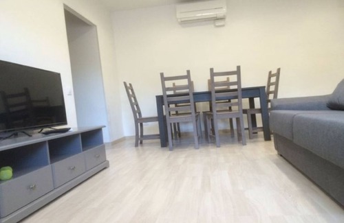 el Bon Pastor Apartment | Modern 2-BdRm Apart. in fabulous Barcelona with WiFi, AC, Big TV, dishwasher +!