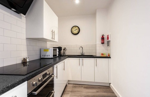 Hull Old Town Apartment | Contemporary 2 Bedroom Apartment in the Heart of Hull