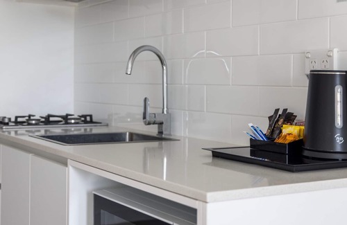 Callala Beach Apartment | Modern 2 Bed Apartment with BBQ - 6 Min walk to beach