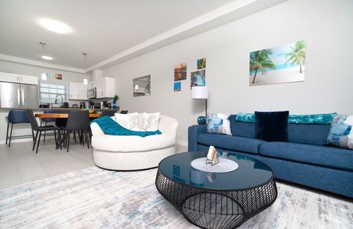 Northwest Point Apartment | Top-Rated 2 Bed Apartment with Pool Steps from the Beach
