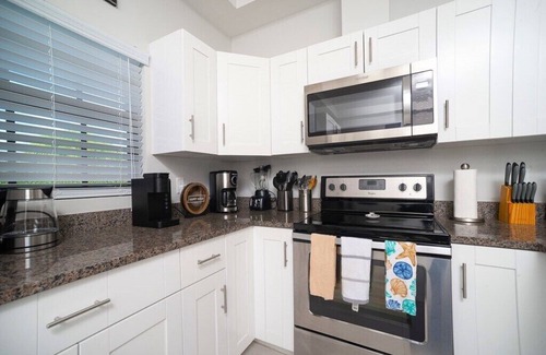 Northwest Point Apartment | Top-Rated 2 Bed Apartment with Pool Steps from the Beach