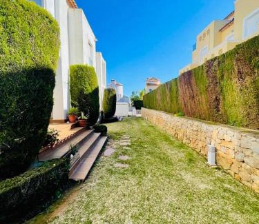 Pedreguer Apartment | Modern 2 bedroom apartment 5mins from golf course