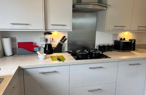 Sittingbourne Apartment | Modern 2 Bedroom Apartment